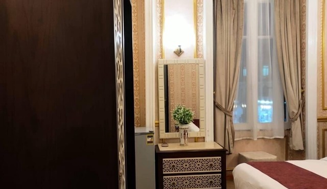 Luxury private single room in the city center of cairo.WI-FI