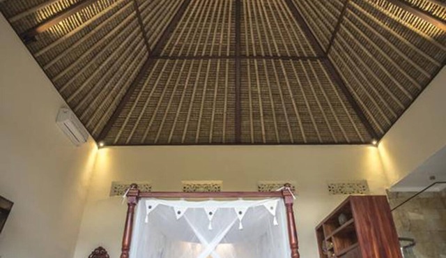 Luxury private villa near Ubud center + pool