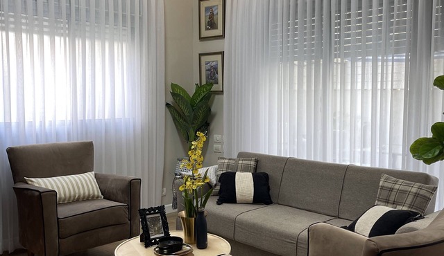 Luxury quiet studio in the heart of Dizengoff & large private backyard