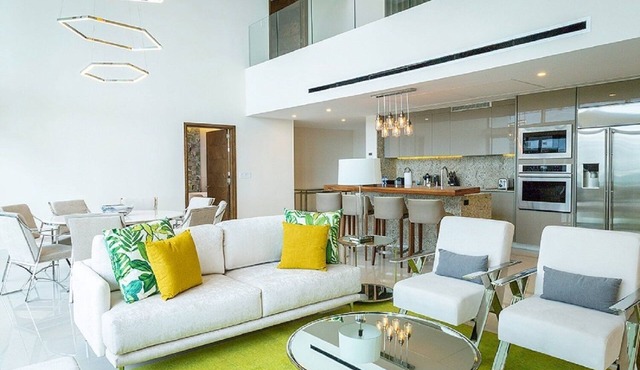 Luxury Redefined: Unveiling the Spectacular 4BR Loft Penthouse @ Garza Blanca