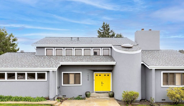 Luxury remodeled home in the heart of Los Gatos - Home Away from Home!