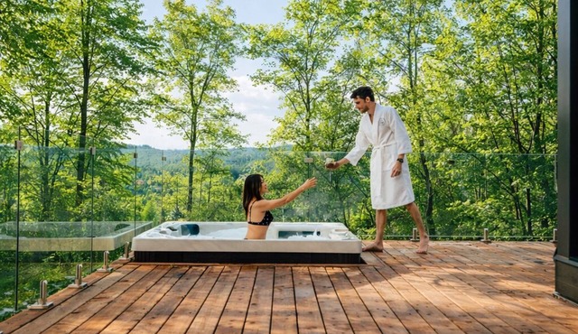 Luxury Scandinavian Retreat in Mont Tremblant with Spa