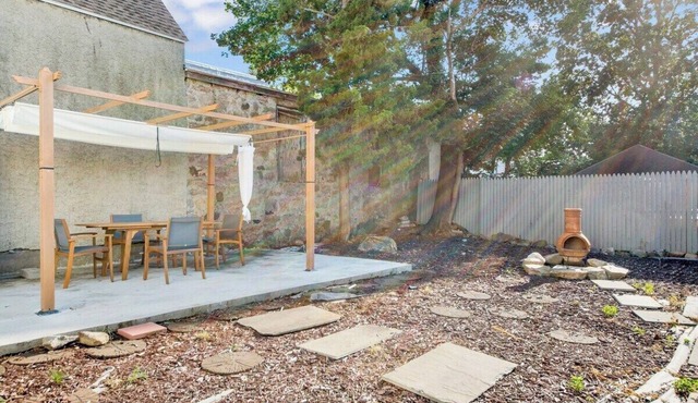 Luxury Single Family 3BR Home + Game Room and Parking
