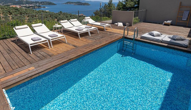 Luxury Skiathos Villa | 3 Bedrooms | Private Pool | Villa Cassiope