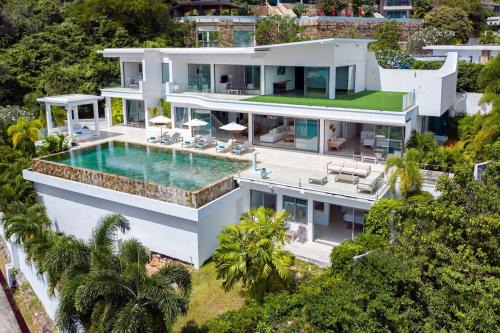 Luxury Spa Villa 5BR in Choengmon