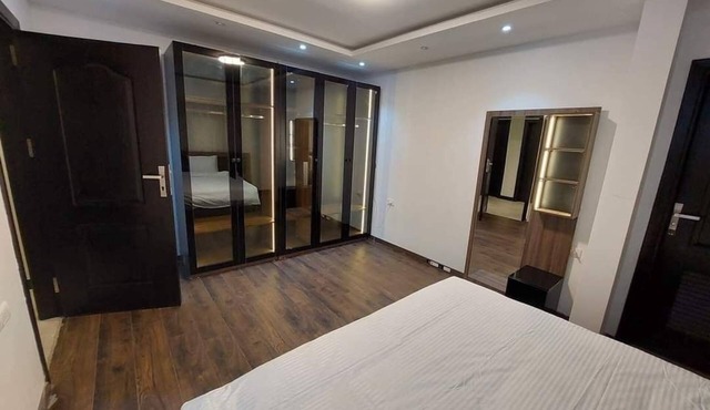Luxury spacious apartment, prime location near the pyramids of Giza