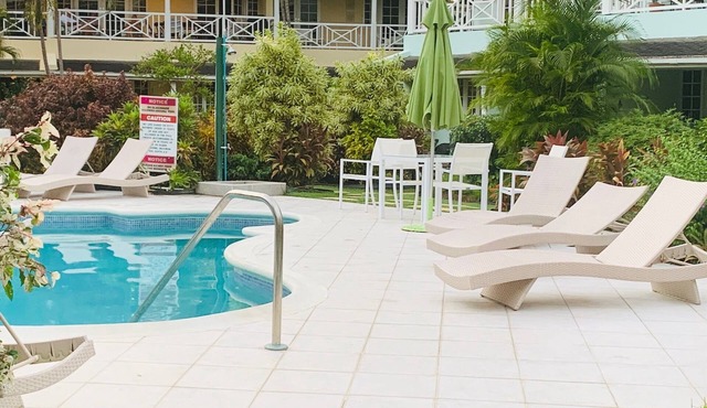 Luxury spacious condo in the heart of it all