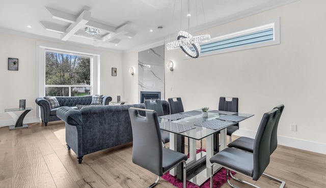 Luxury Spacious House