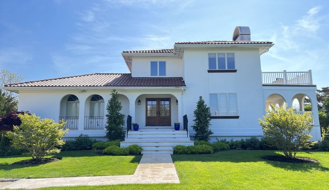 Luxury Spanish villa with heated pool in West Hampton Beach in prime location