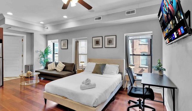 Luxury Studio | 2 Beds | Northern Liberties