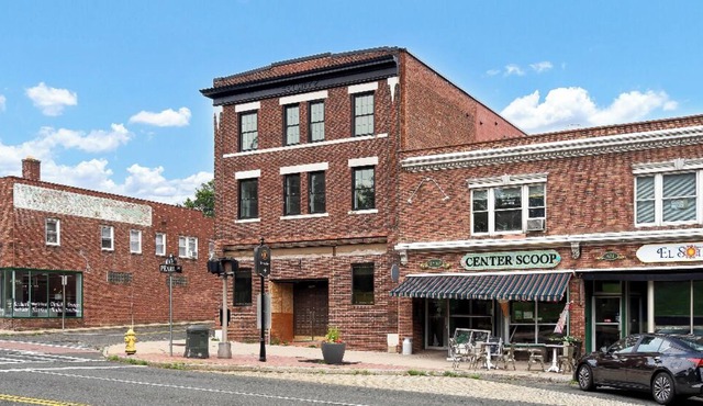 Luxury Studio In Downtown Manchester,CT