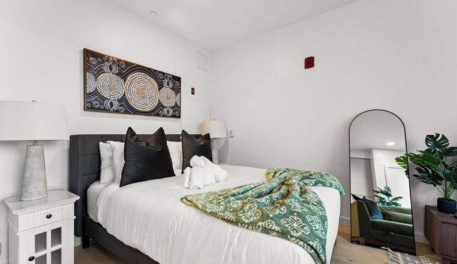 Luxury Studio Next to Broadway 8svt