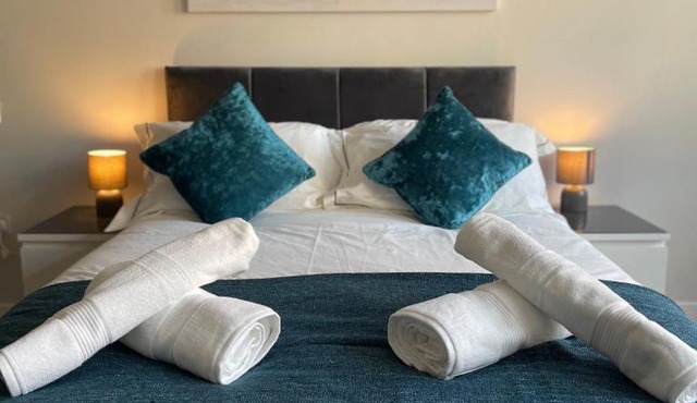 Luxury Super-King Bed Apartment in Central Northampton