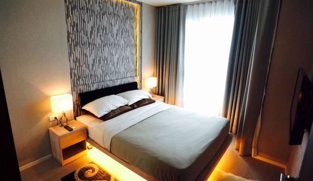 Luxury Apartment near Downtown (Pick-up Service)