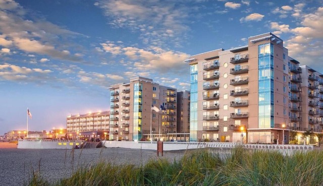 Luxury Vacation Condos at Seaside Oceanfront Resort