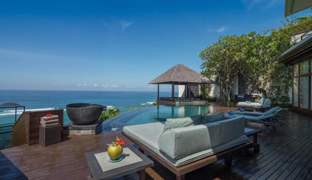 Luxury Vacation Mood