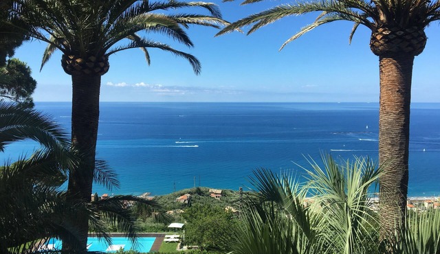Luxury Villa between Portofino & Cinque Terre. All comforts available.