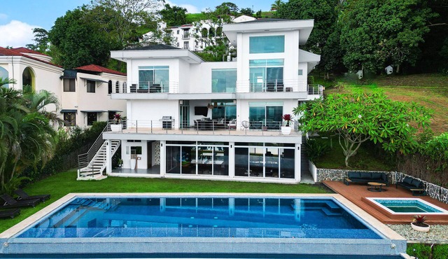 Luxury Villa Casa Om Infinity Pool Fast Wi-Fi Sunset Views Secure!