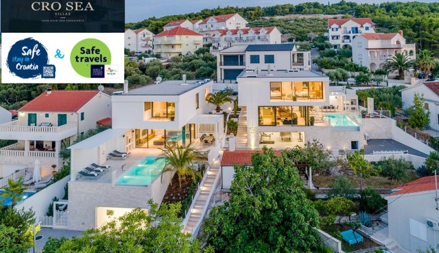 Luxury Villa Complex VITAE & PAX