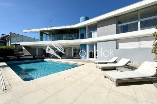 Luxury ! Villa d’architecte piscine - Vue mer 180