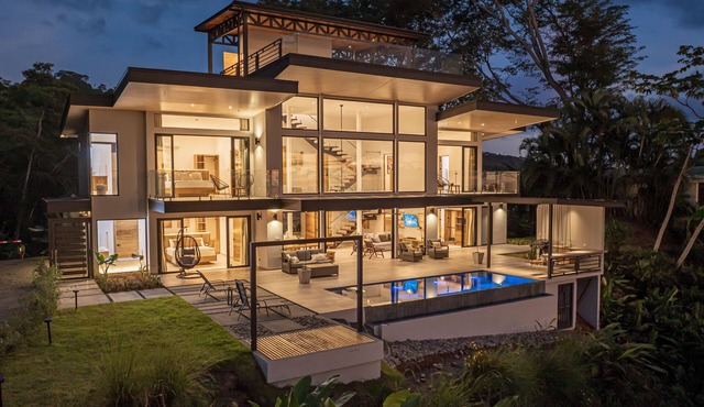 Luxury Villa Elegante - Ocean View 4 Bedroom House