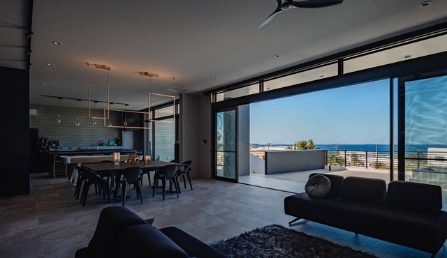Luxury Villa Maeda 2