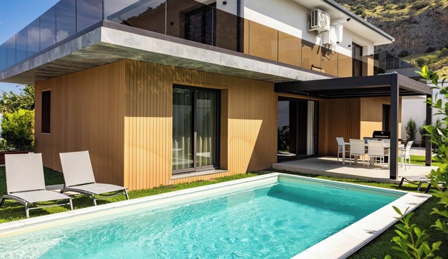 Luxury Villa Neptune