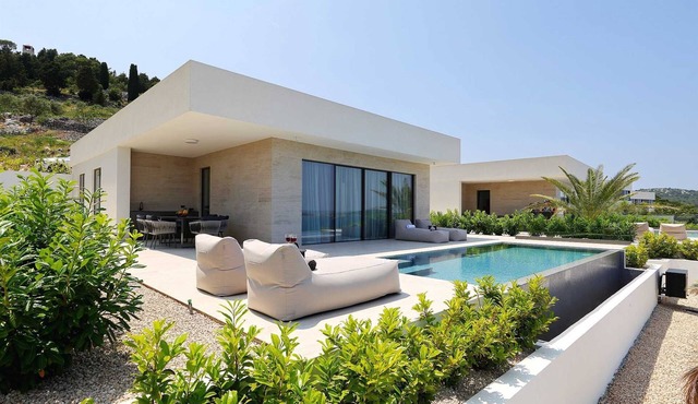 Luxury Villa Pasman Ruby with Pool