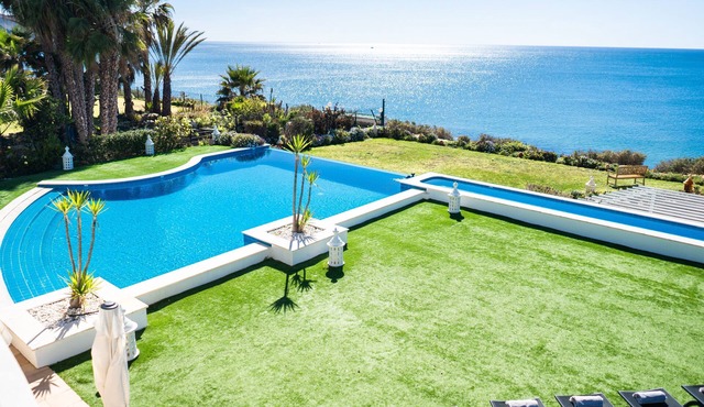 Luxury Villa with infinity pool and breathtaking sea view (New Prices)