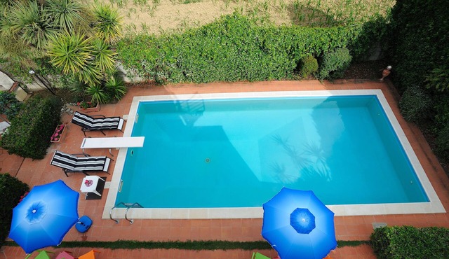 Luxury Villa with Private Pool, Panoramic Views, Solarium Terrace, BBQ, Parking