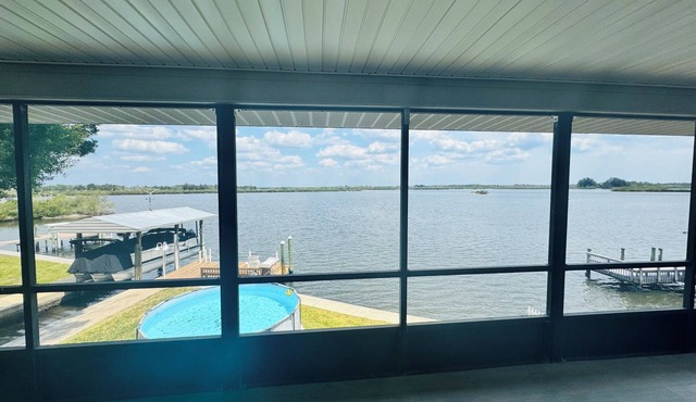 Luxury Waterfront Oasis Scallop, Fish, Kayak, Breathtaking Views, Private Dock