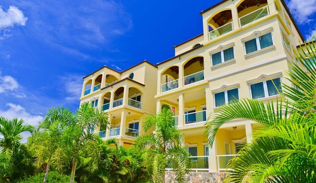 Luxury Waterfront, Walking To Cruz Bay, 2 Bedroom 2 Bathroom Spa Villa, Cruz Bay