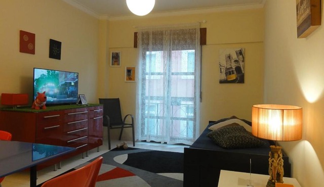 Luz de Cacilhas Apt, few steps away from Lisboa!
