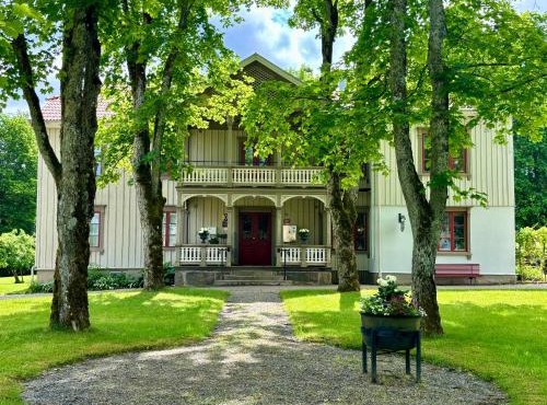 Lydde Gård