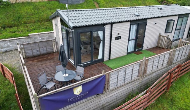 Lynton lodges