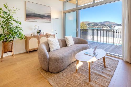 Lyttelton Harbour Views - Shops & Cafes