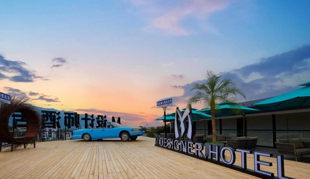 m designer hotel