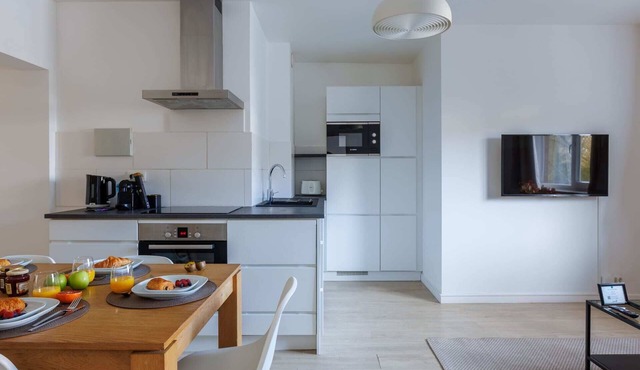 MA - Charlemagne I - Two Bedroom Apartment, Sleeps 6