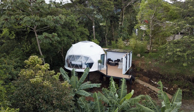 Macas Moon Glamping Monteverde