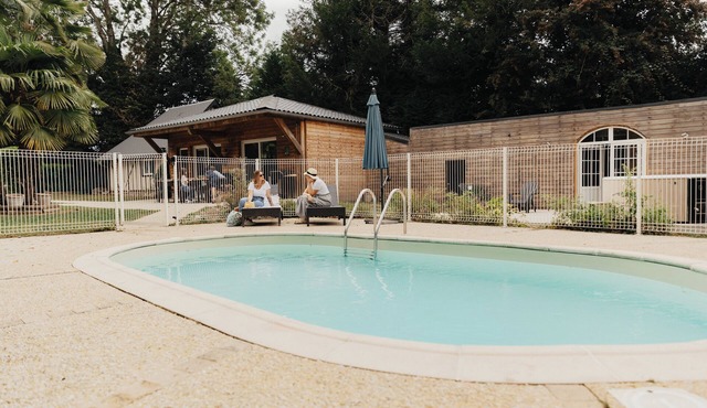 Madame Bambou: 25 Beds with Swimming Pool, Spa, Reception Room, Games Room