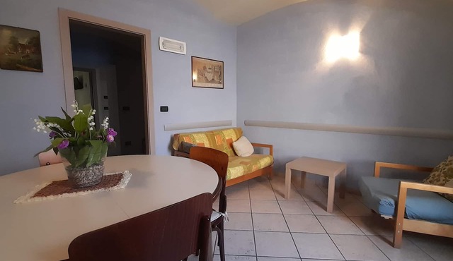 MADDALENE - Cozy accommodation 5 minutes from nature trails and mountains