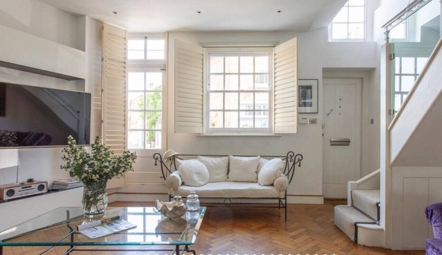 Magenta – 3 Bedroom Home by Battersea Park