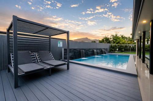 Magic on MacArthur - Modern 4BR Home in Annandale