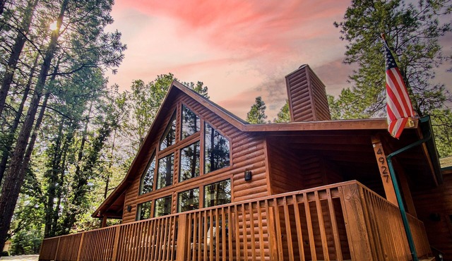 Magical Cabin in Pinetop Lakes