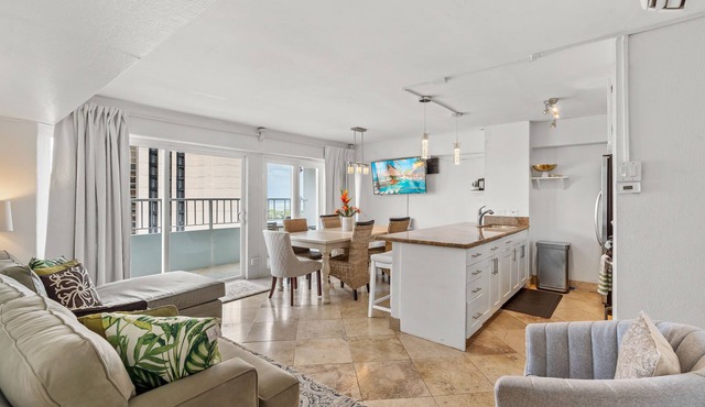 Magical Ocean View, 3 Bedroom, 3 Full Bath, 1 Complimentary Parking