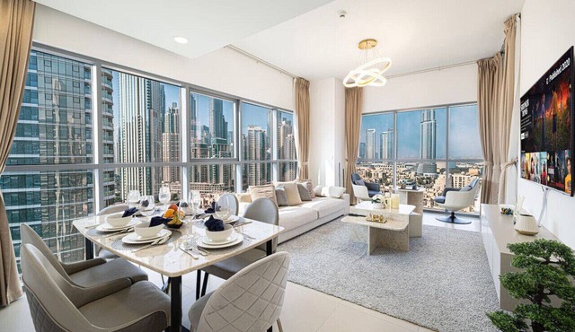 Magnificent 4Bd Bellevue Tower