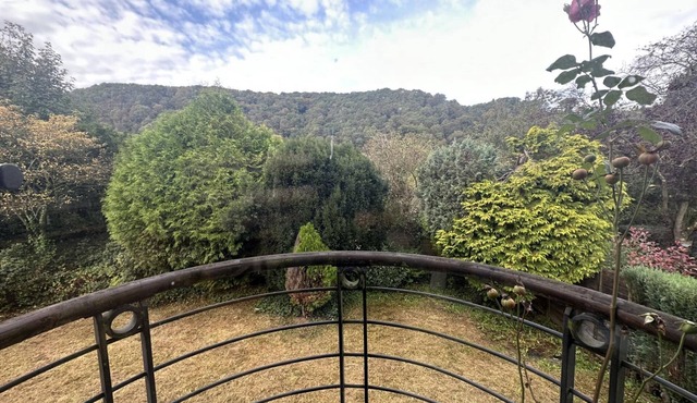 Magnificent home in Tilf with garden