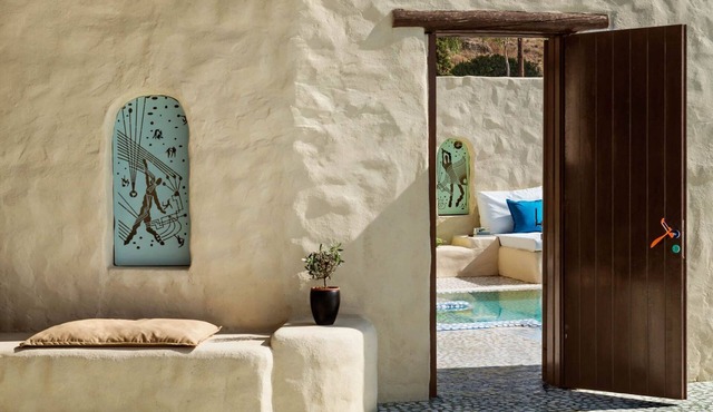 Magnificent Ios Suite | Deluxe Suite with Breathtaking Aegean Sea Views