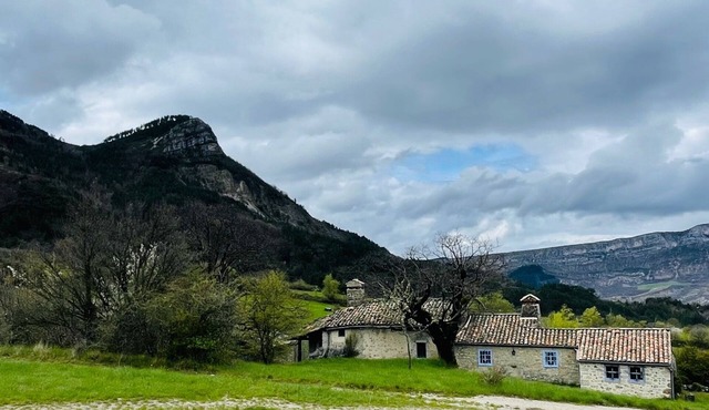 Magnificent mas provençal with splendid view