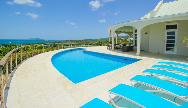 Magnificent ocean view villa. Three suites in gated community